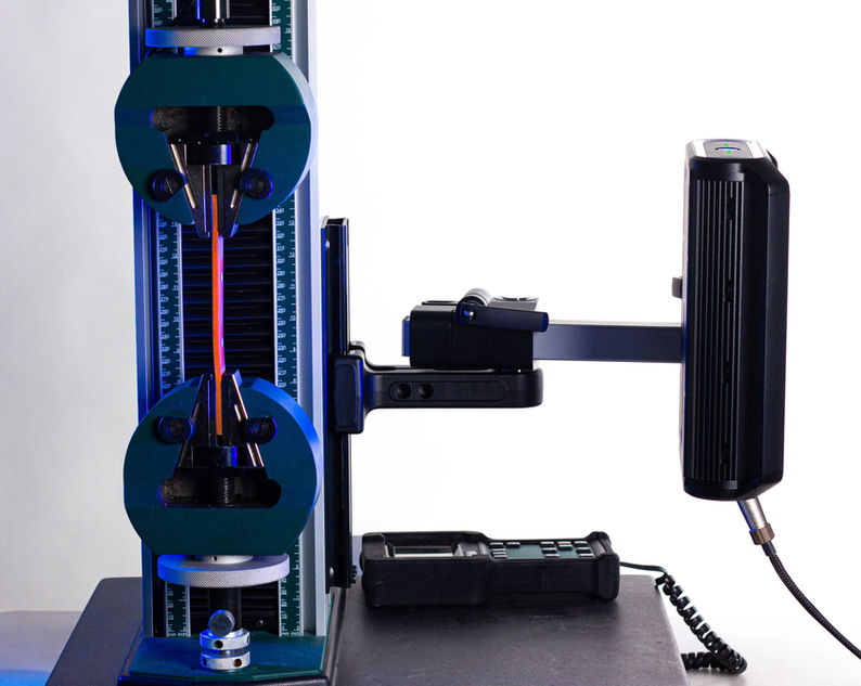 B80 Biaxial 3D Extensometer