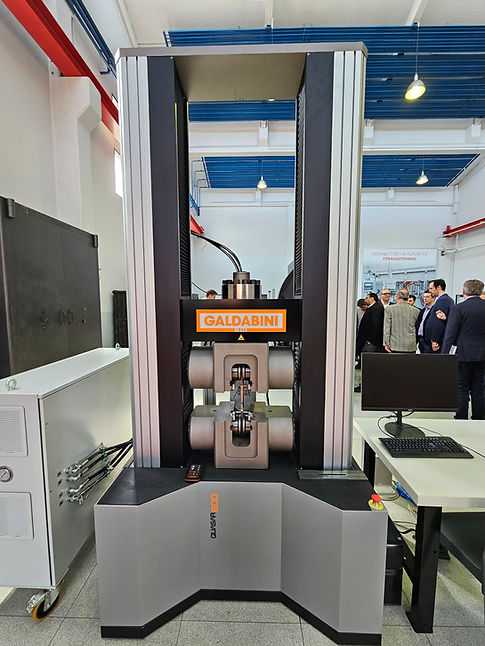 600kN Universal Testing Machine